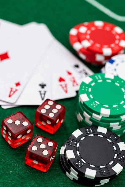 Live dealer and slot game interface on nesia slot